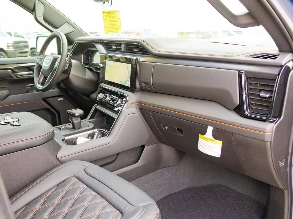 2025 GMC Sierra 1500 AT4 - Photo 16