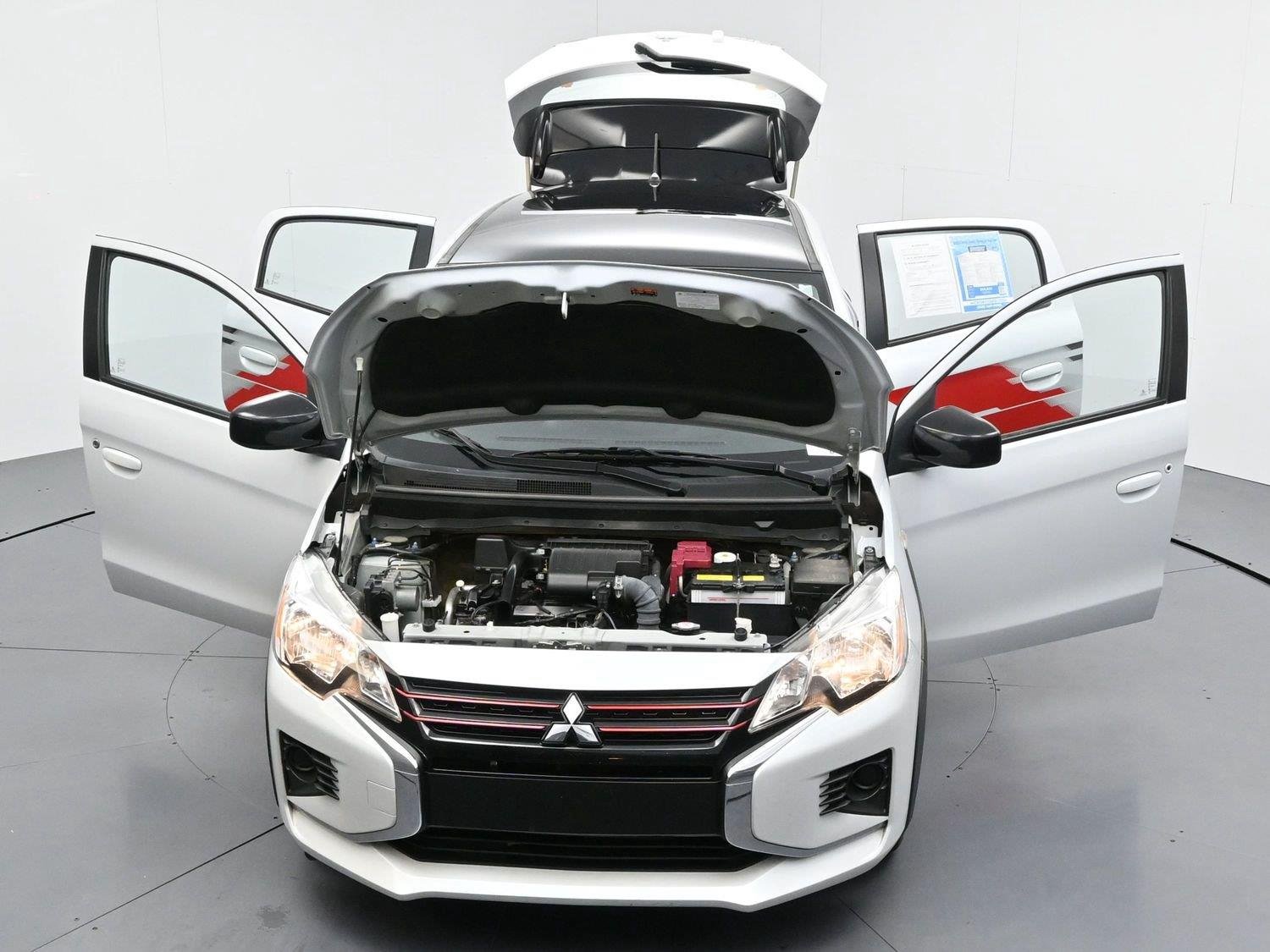 Used 2024 White Diamond w/Black Roof Mitsubishi Ralliart image 37