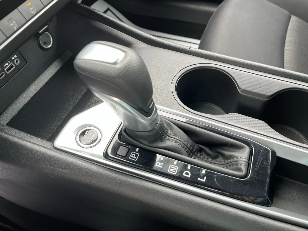 Used 2025 Black Nissan 2.5 SV image 19