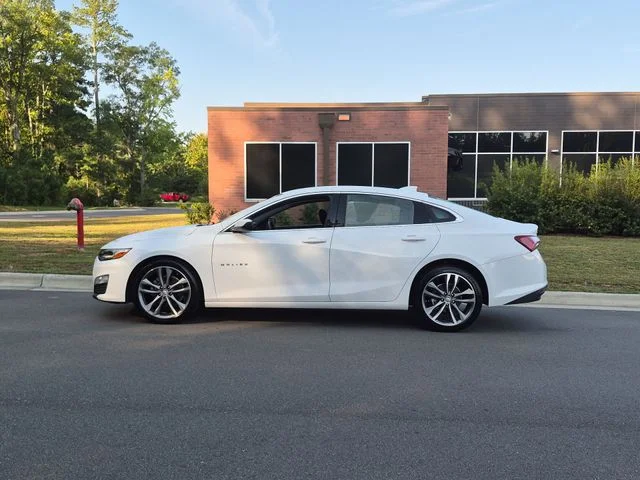 Used 2024 White Chevrolet LT image 10