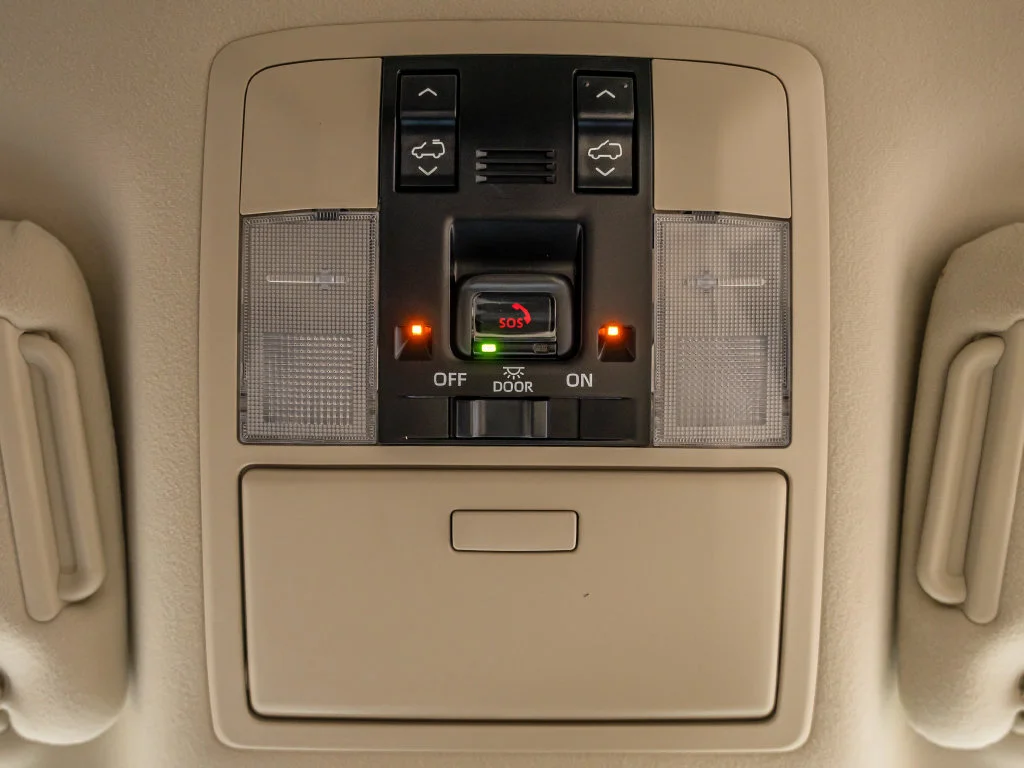 Certified Used 2023 Eminent White Pearl Lexus 460 image 39