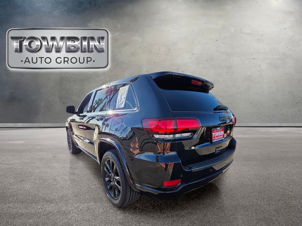 Used 2021 Black Jeep Laredo X image 6