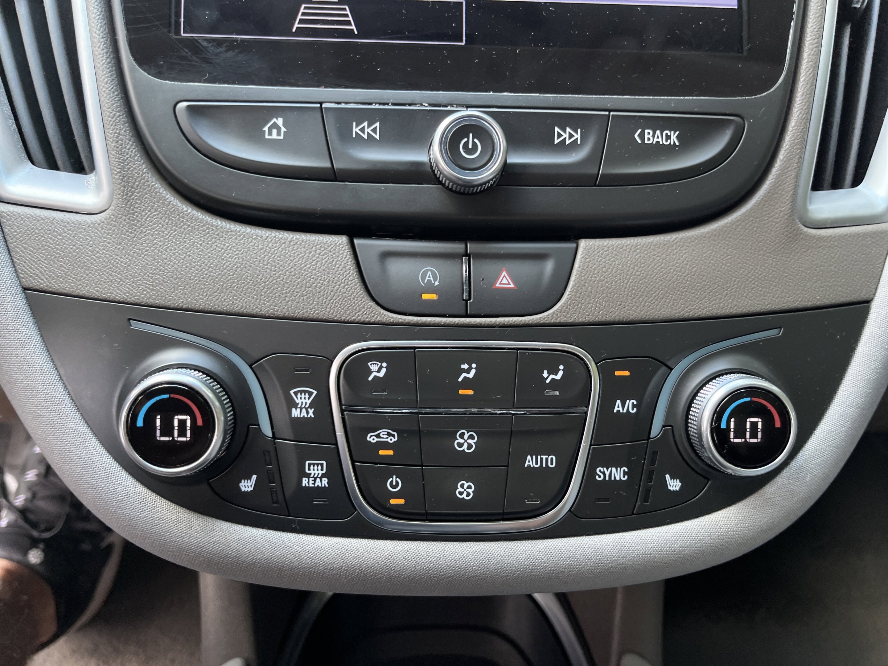 Used 2025 Sterling Gray Metallic Chevrolet  image 16