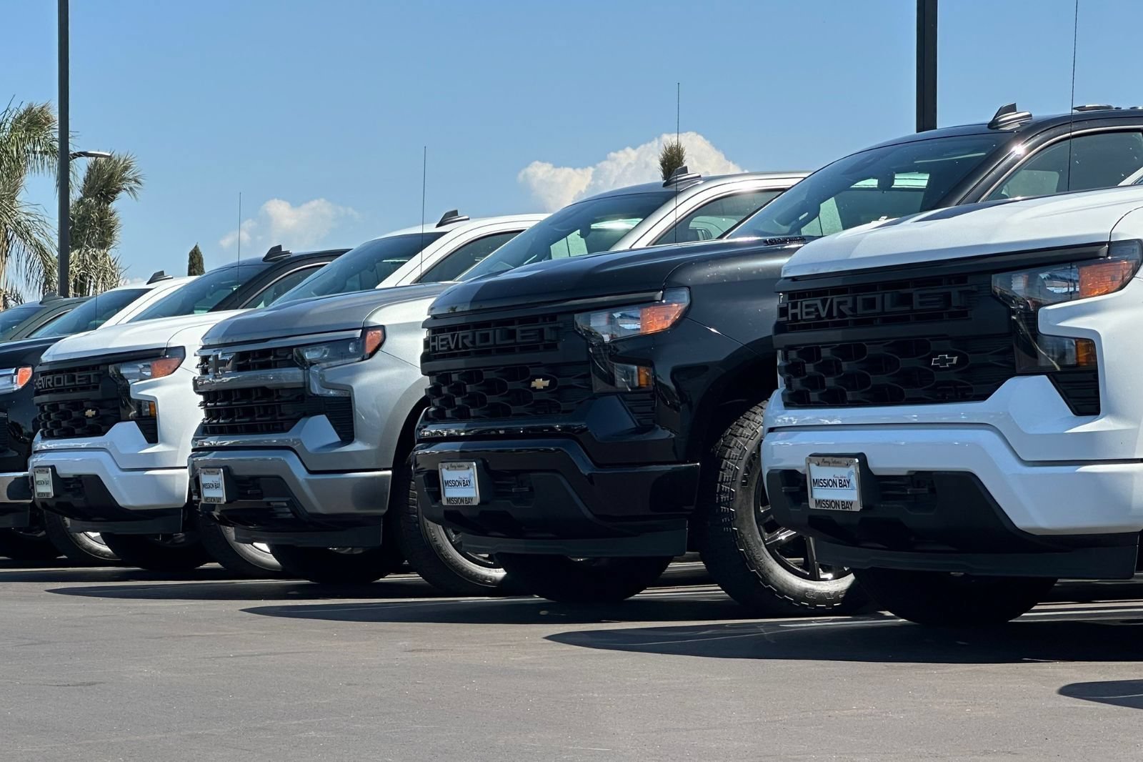 New 2026 Black Chevrolet LTZ image 31
