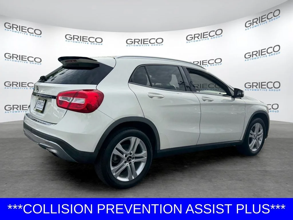 Used 2017 White Mercedes-Benz GLA 250 image 7