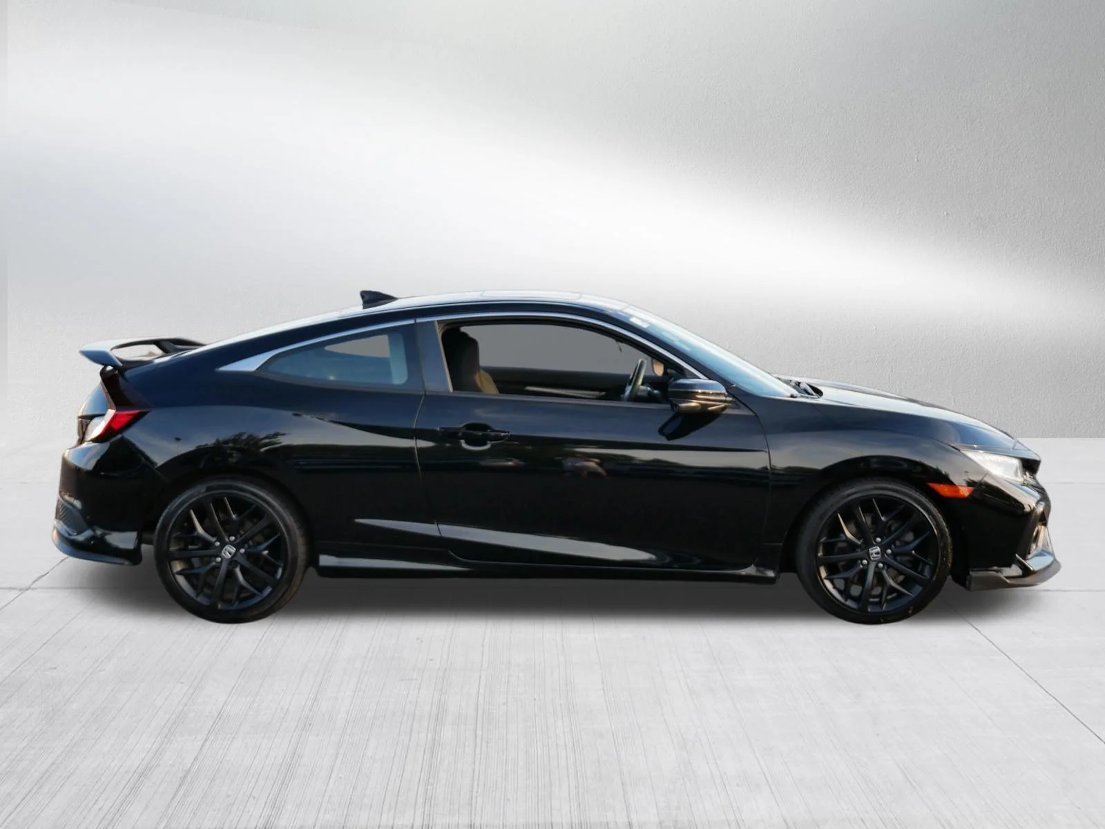 Used 2020 Crystal Black Pearl Honda  image 8