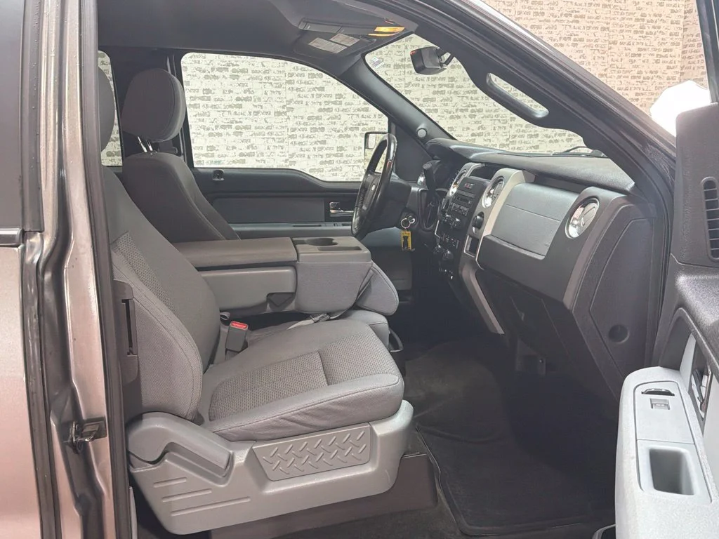 Used 2012 Sterling Gray Metallic Ford XLT image 10