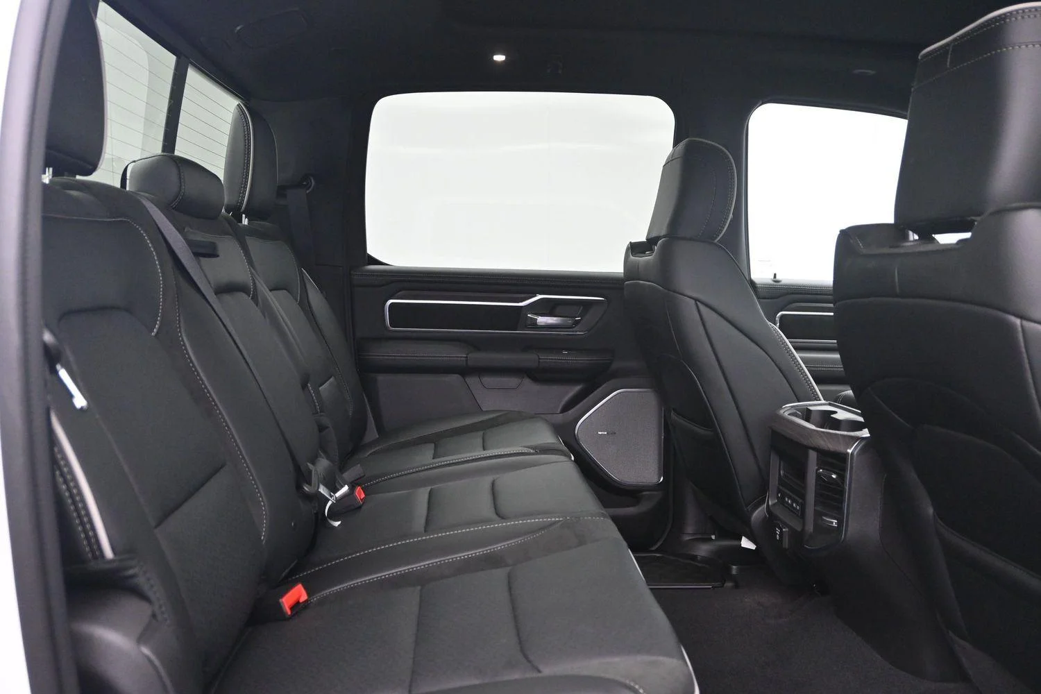 New 2026 Bright White Clear-Coat Exterior Paint RAM Laramie image 14