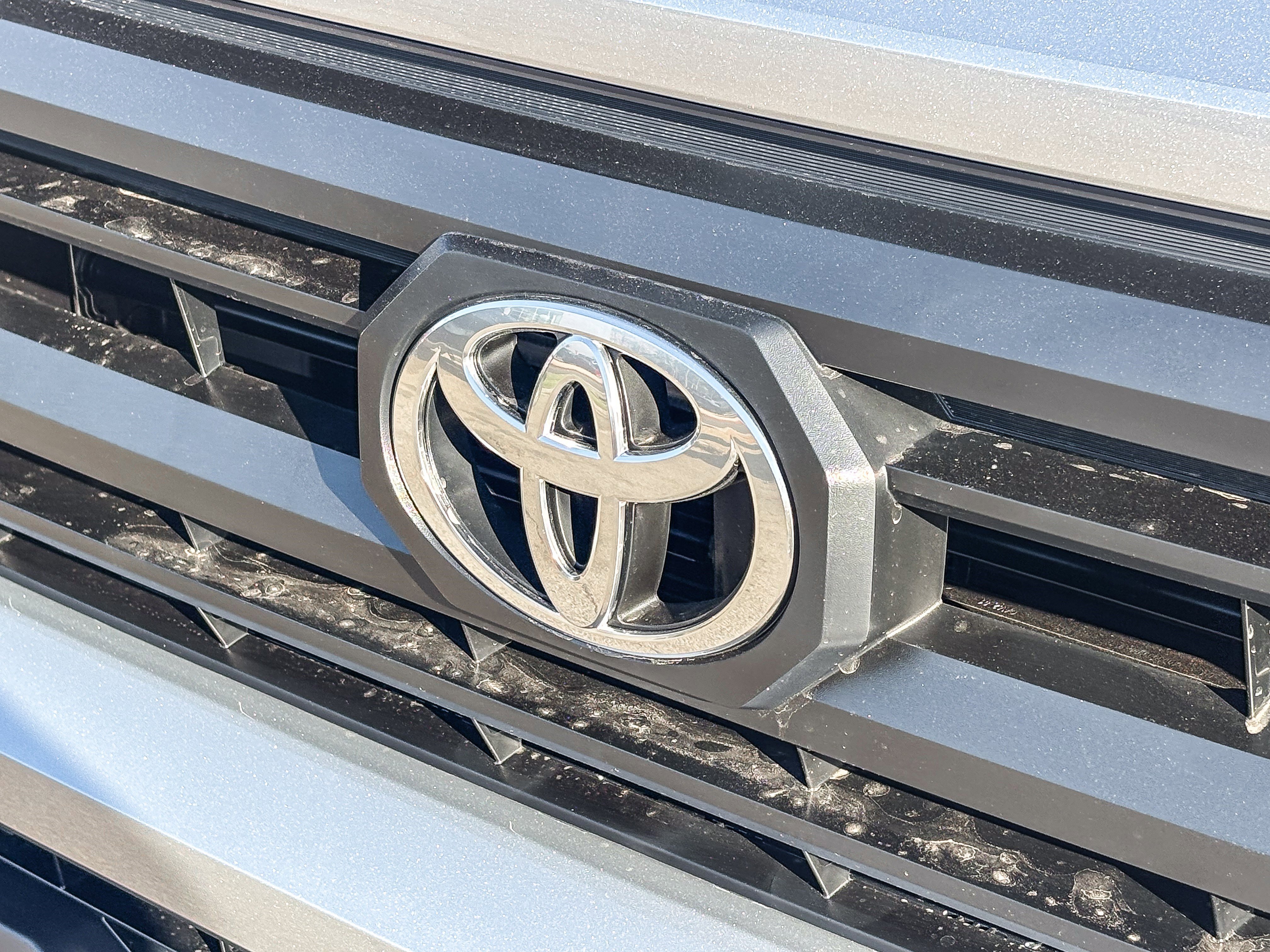 New 2026 Celestial Silver Metallic Toyota  SR5 image 9