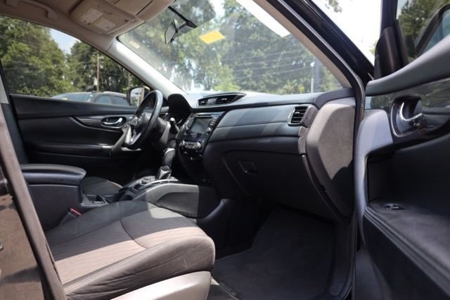Used 2018 Magnetic Black Nissan SV image 37