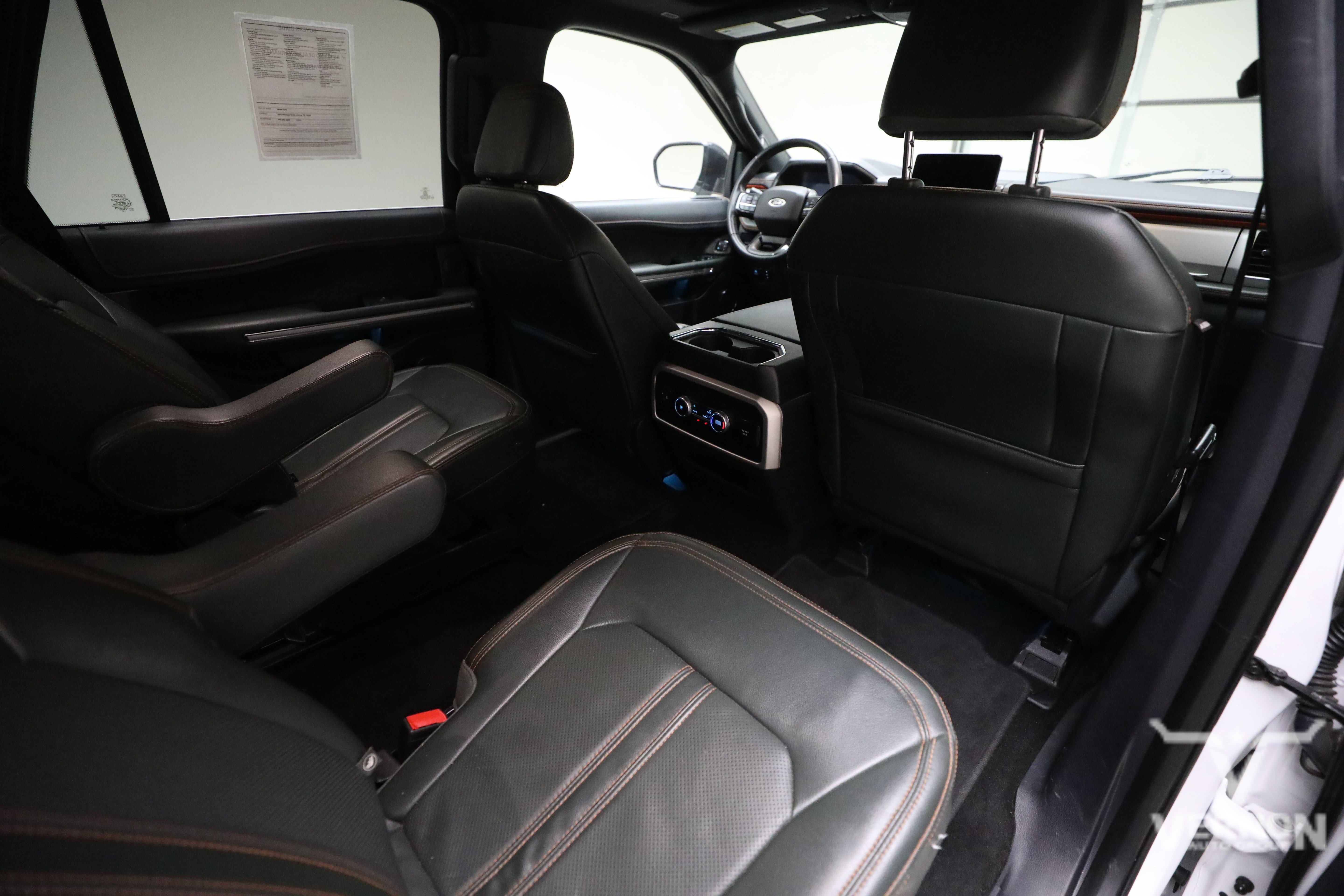 Used 2022 Oxford White Ford Y image 12