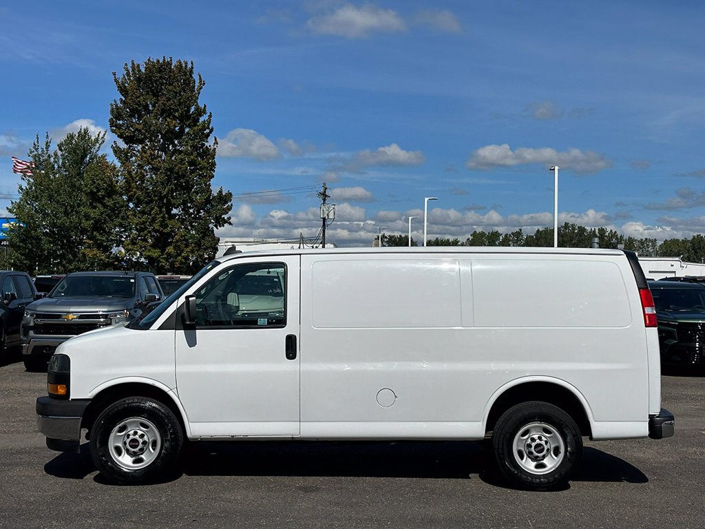Used 2019 White GMC Work Van image 10