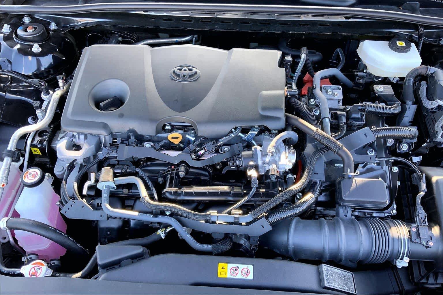 Used 2025 Midnight Black Metallic Toyota SE image 32