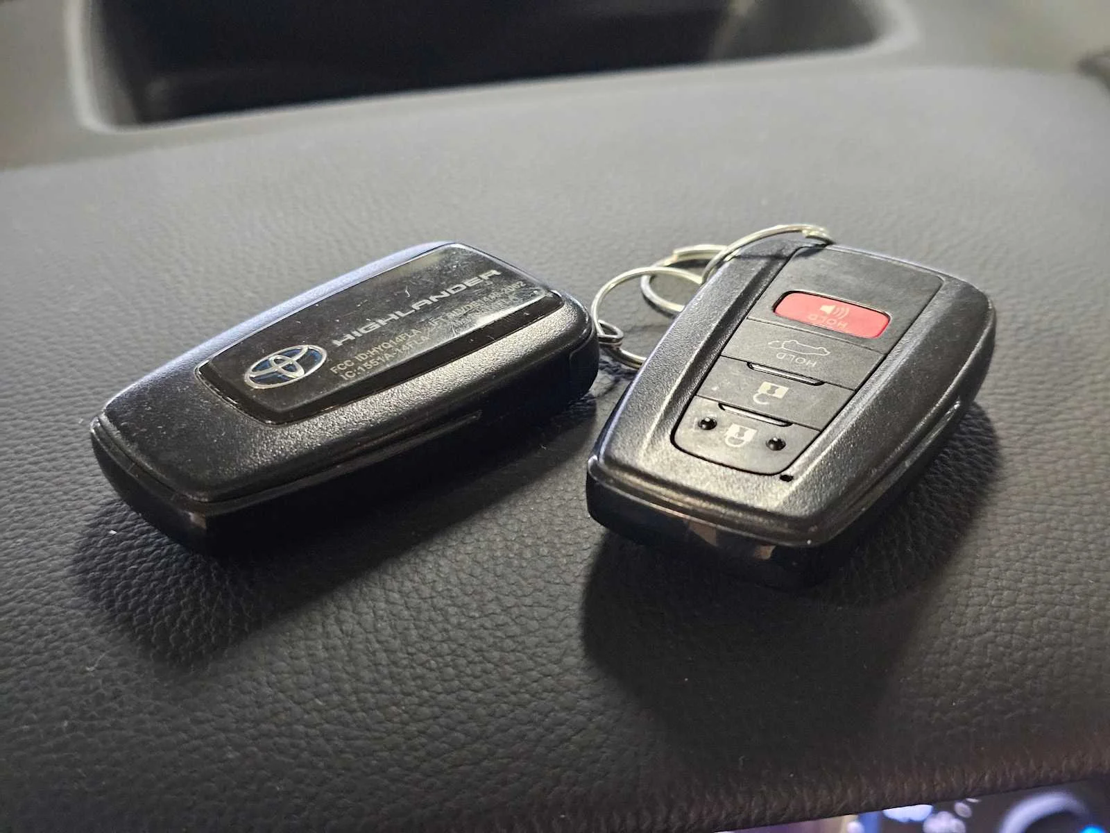 Used 2022 Midnight Black Metallic Toyota Hybrid Platinum image 21