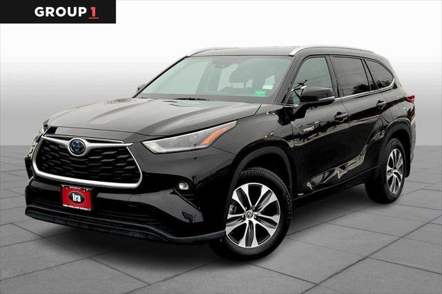 Certified Used 2021 MIDNIGHT BLACK METALLIC Toyota  image 1