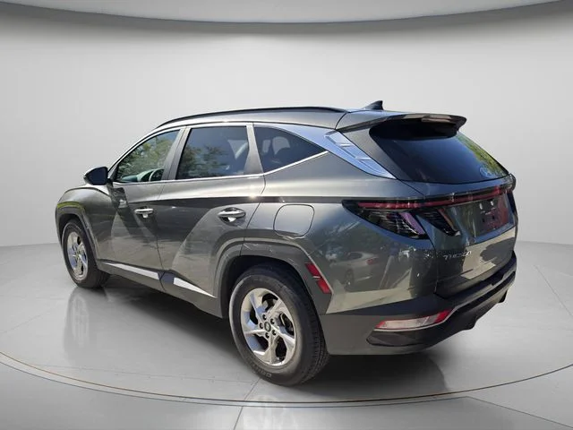 Used 2022 Gray Hyundai SEL image 5