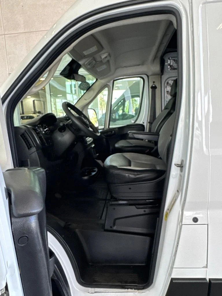 Used 2022 White Ram High Roof image 8