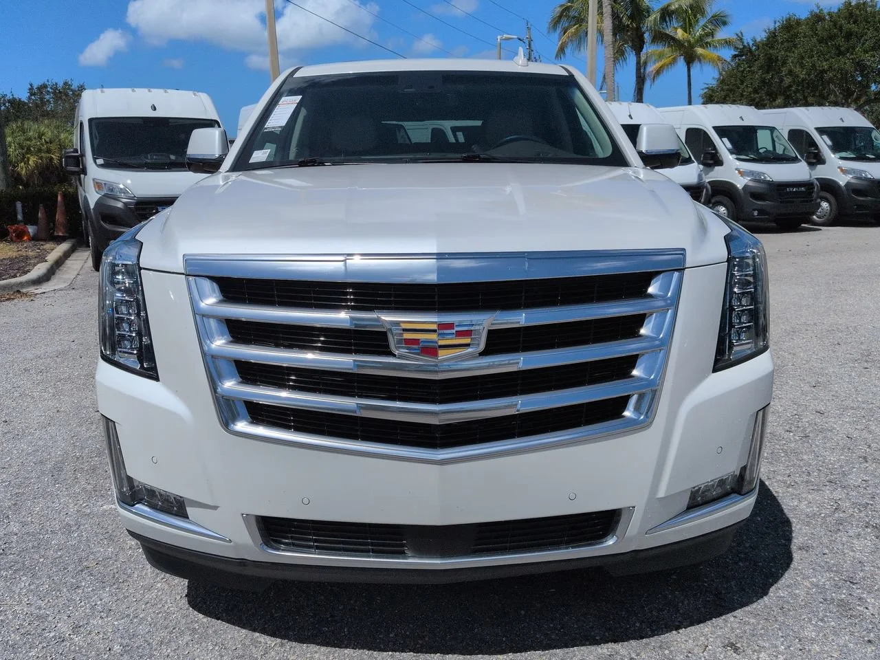 Used 2017 Crystal White Tricoat Cadillac Premium Luxury image 3