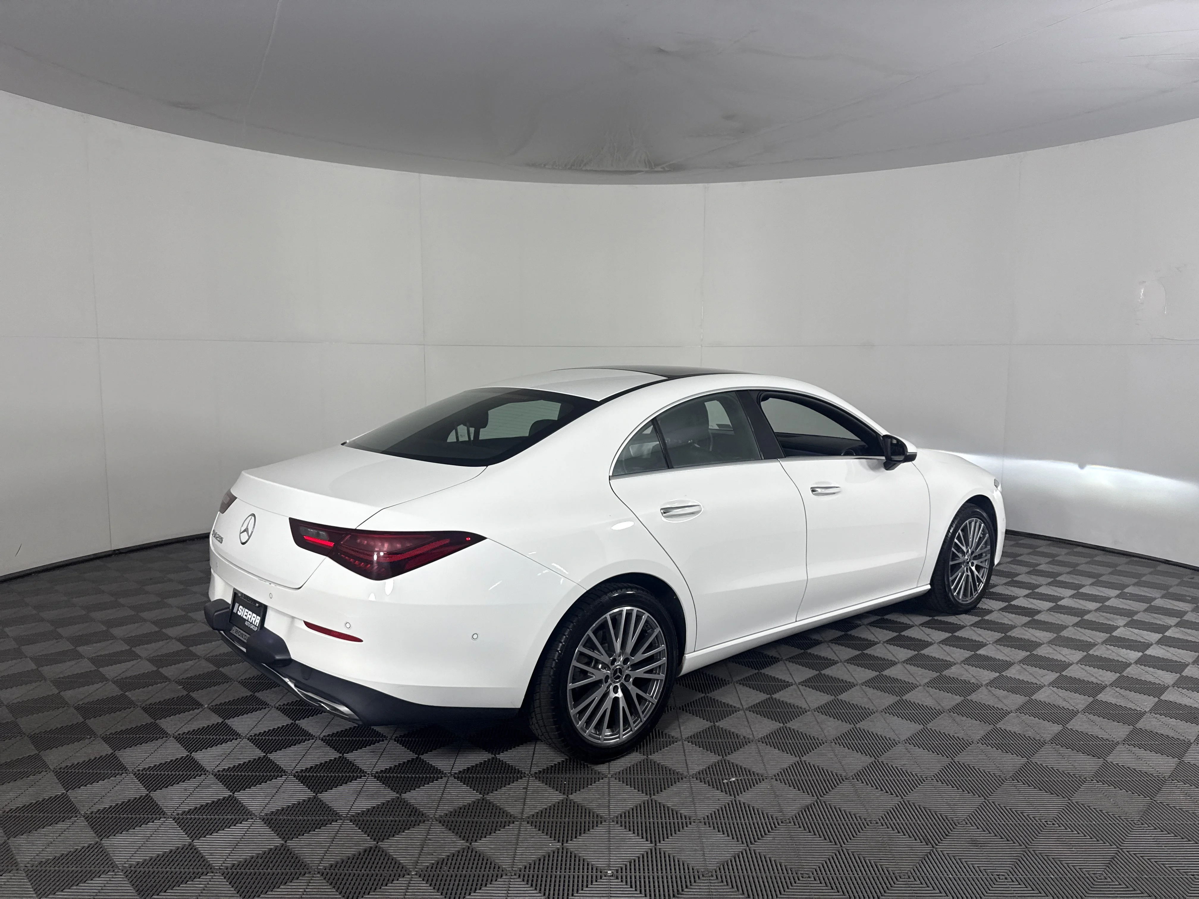 Used 2025 White Mercedes-Benz  image 4