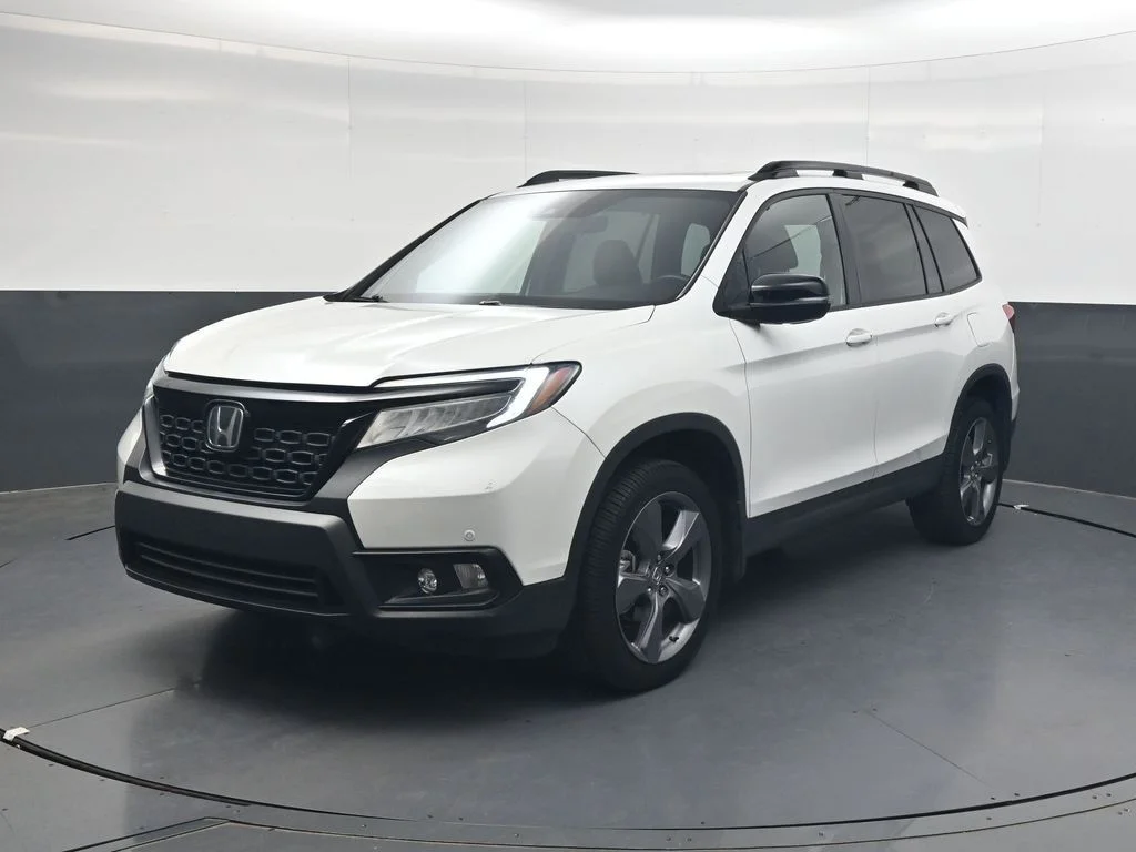 Used 2020 Platinum White Pearl Honda Touring image 8