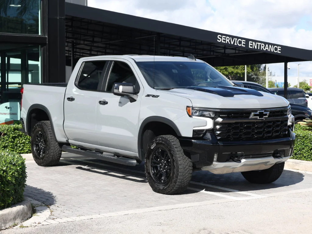 Used 2024 Gray Chevrolet ZR2 image 2