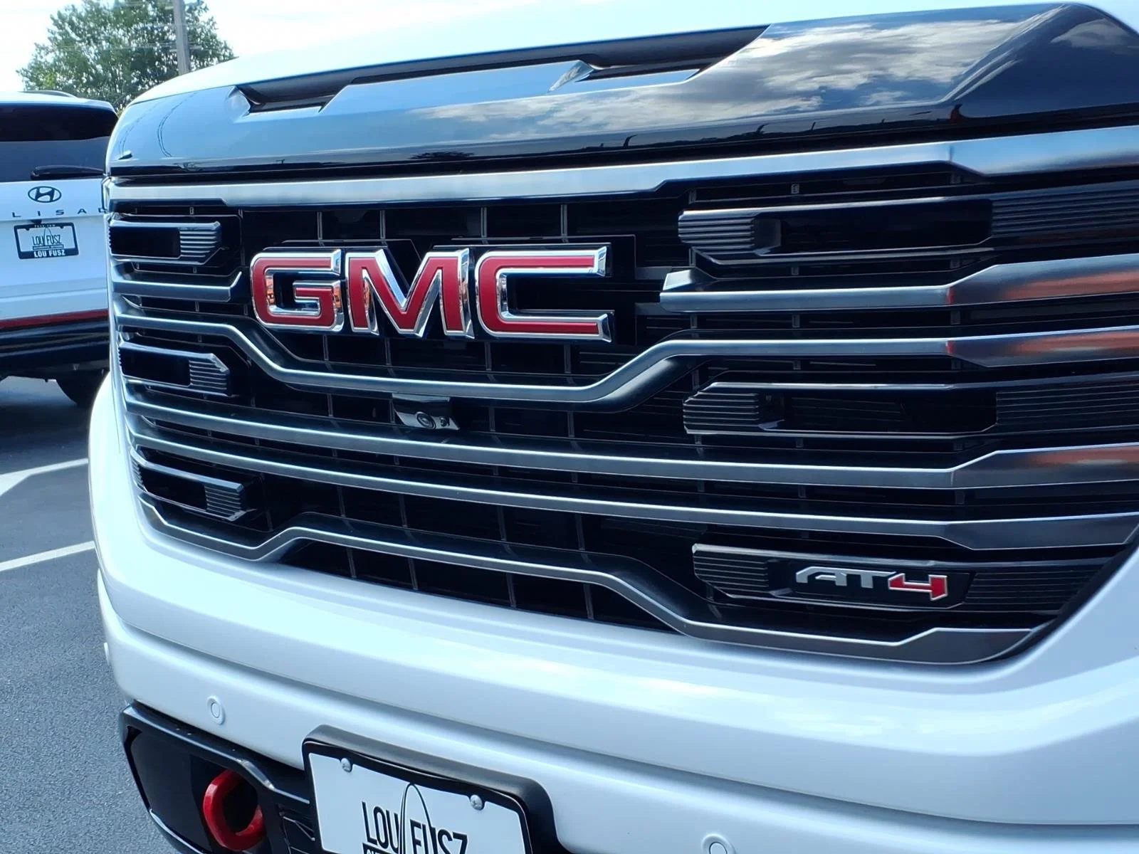 Used 2026 Summit White GMC AT4 image 34
