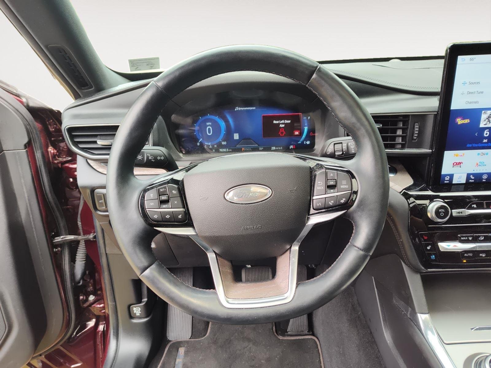 Used 2022 Burgundy Velvet Metallic Tinted Clearcoat Ford Platinum image 12