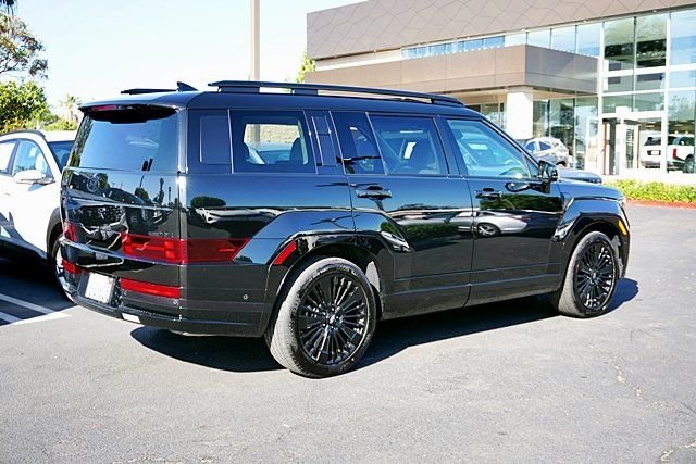 Used 2025 Black Hyundai Calligraphy image 8