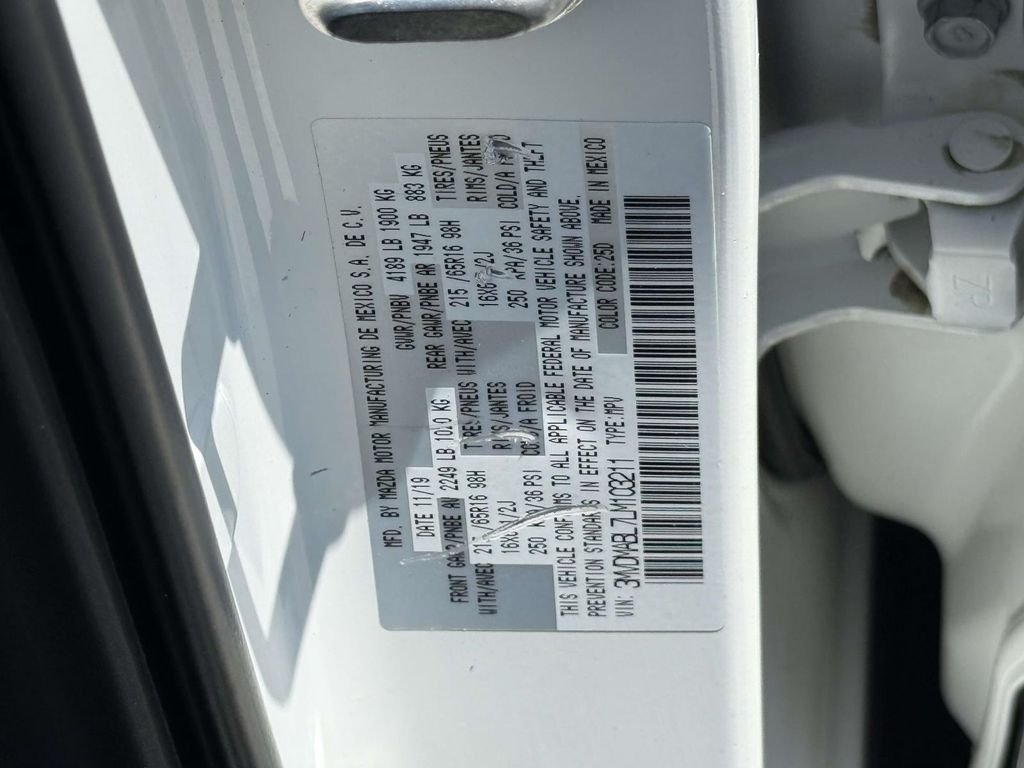 Used 2020 White Mazda S image 32