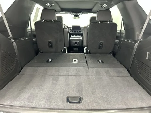 Used 2023 SUMMIT WHITE Chevrolet Premier image 7