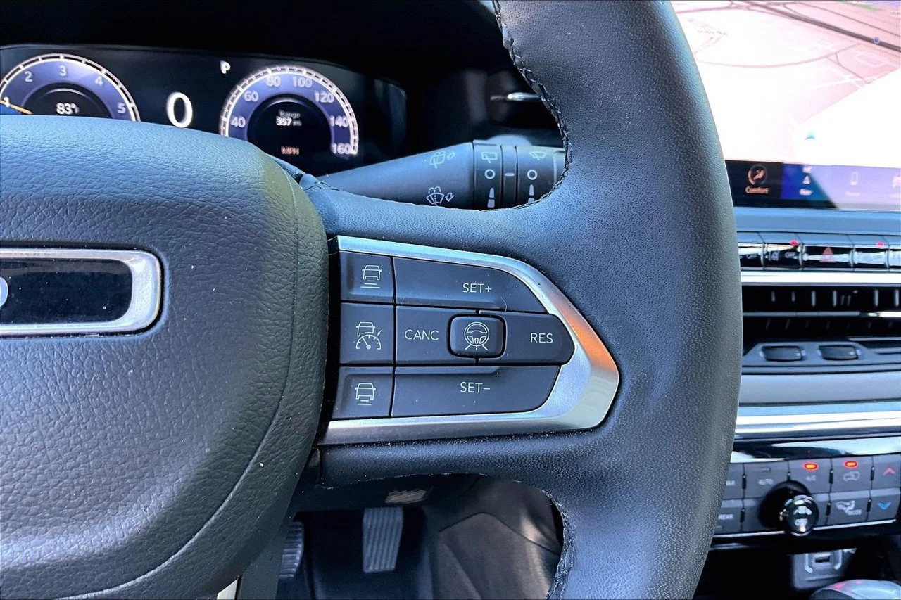 Certified Used 2024 Blue Jeep Limited image 29