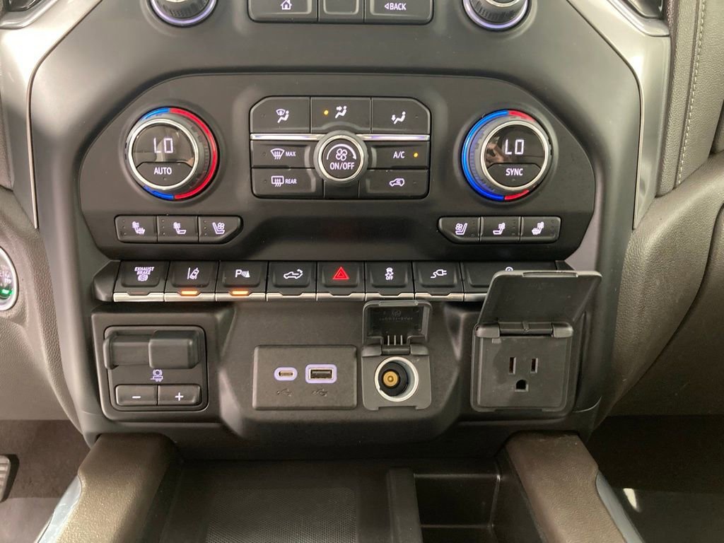 Used 2020 Cajun Red Tintcoat Chevrolet LTZ image 13