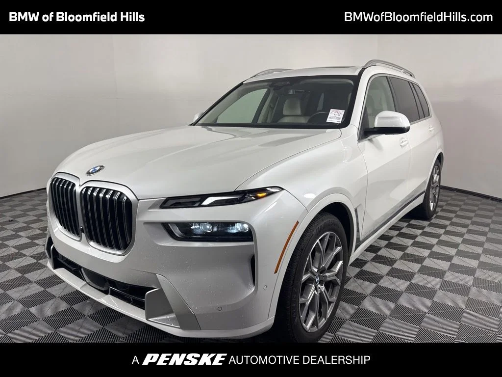 2023 BMW X7 xDrive40i's photo