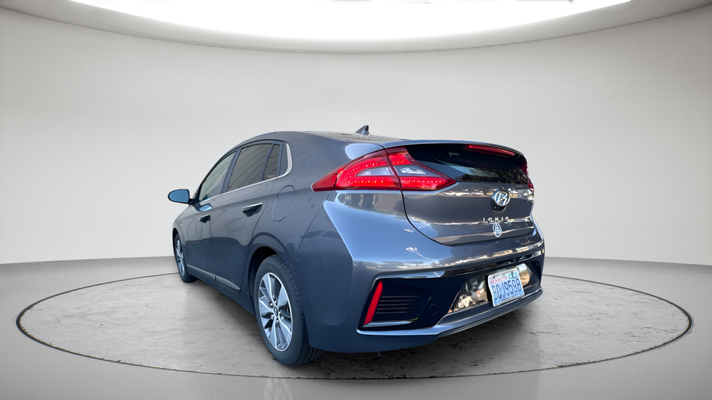 Used 2018 Summit Gray Hyundai Limited image 5