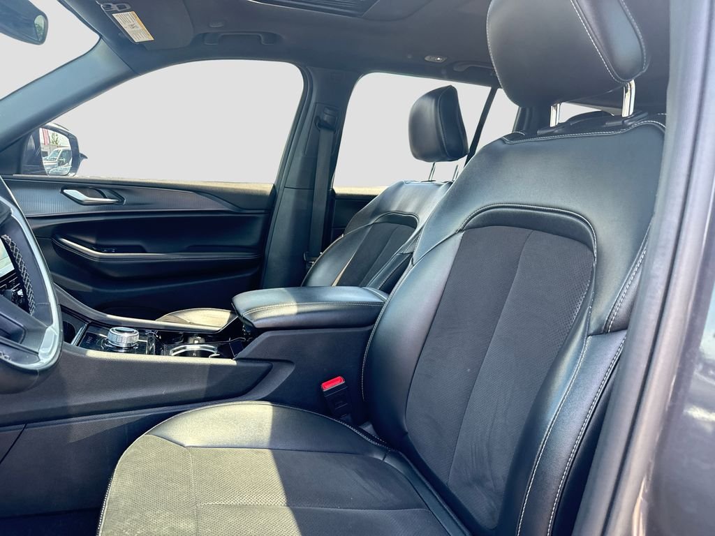 Used 2023 Gray Jeep Altitude X image 10