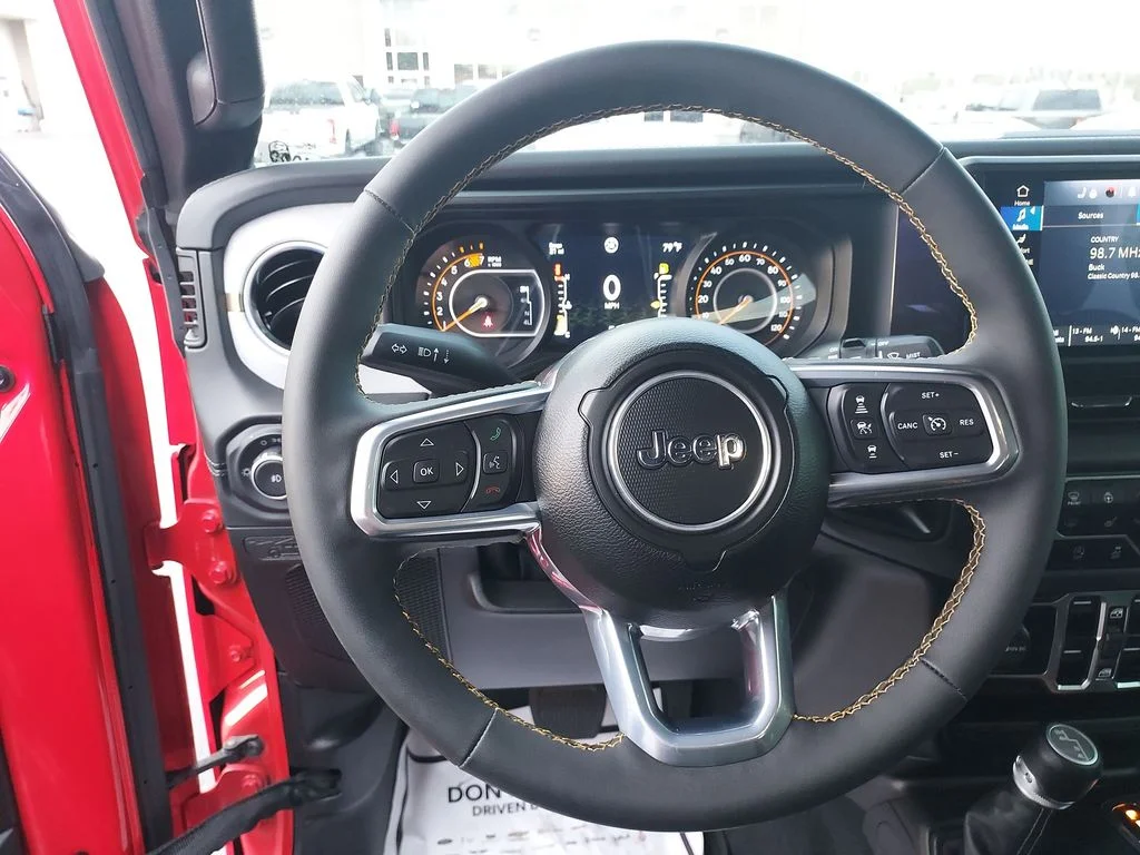 Used 2024 Red Jeep Sahara image 20