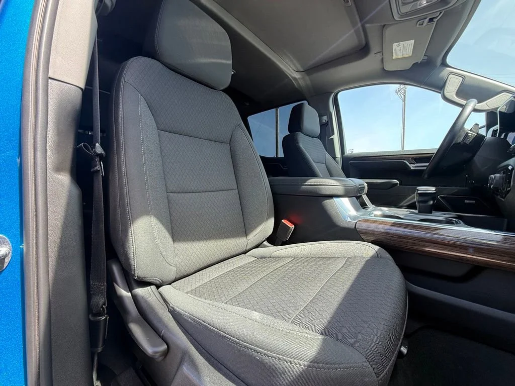 Used 2022 Glacier Blue Metallic Chevrolet RST image 14