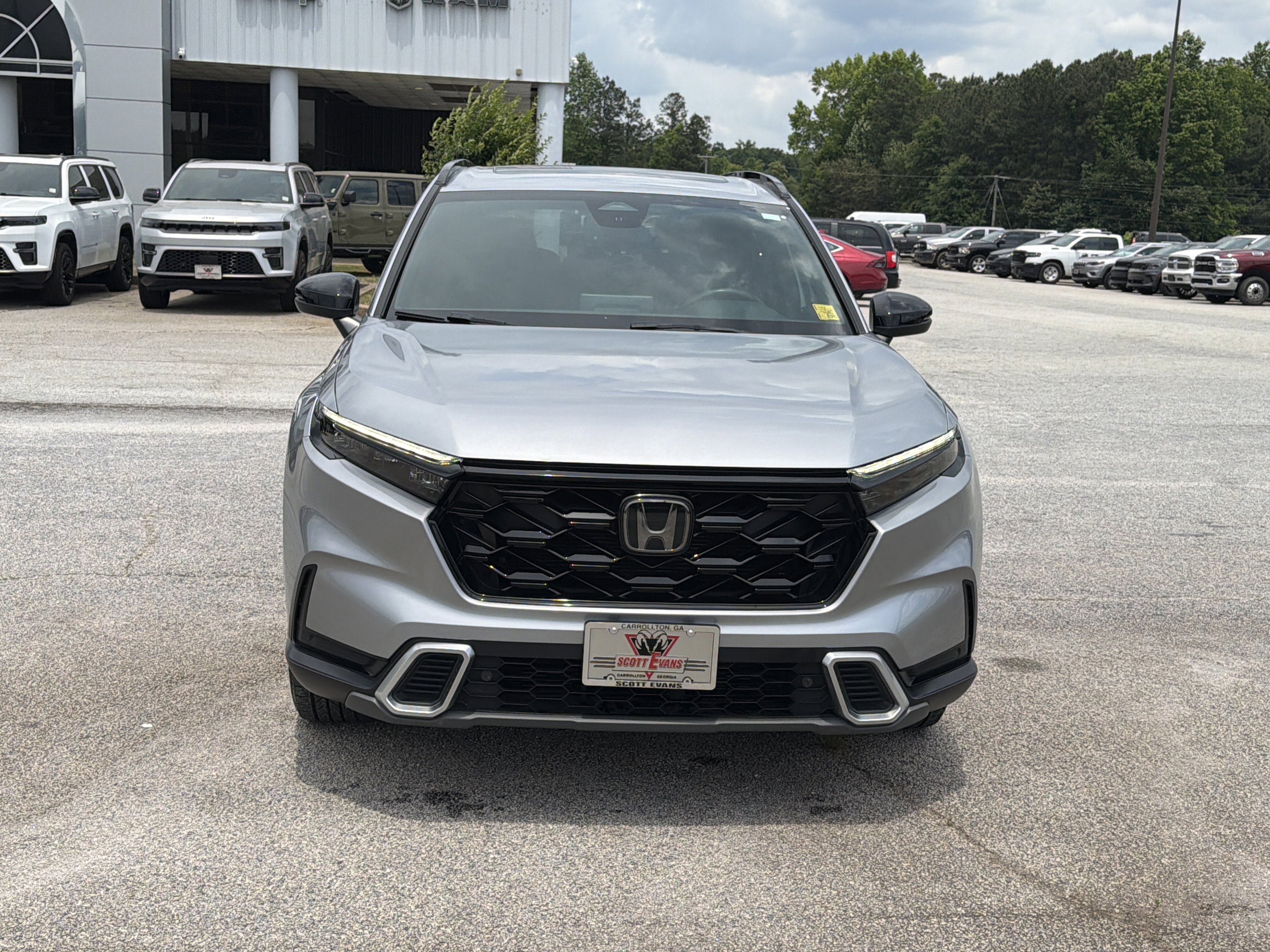 Used 2023 Lunar Silver Metallic Honda Sport Touring image 3