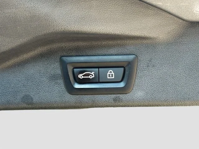 Used 2023 Gray Metallic BMW M60i image 14