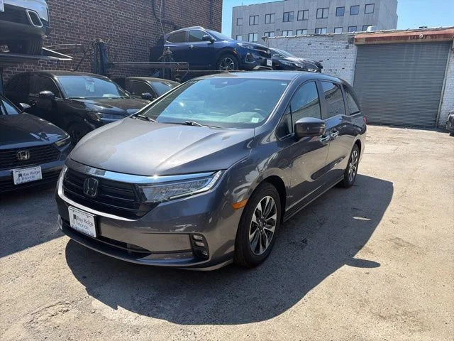 2024 Honda Odyssey EX-L's photo