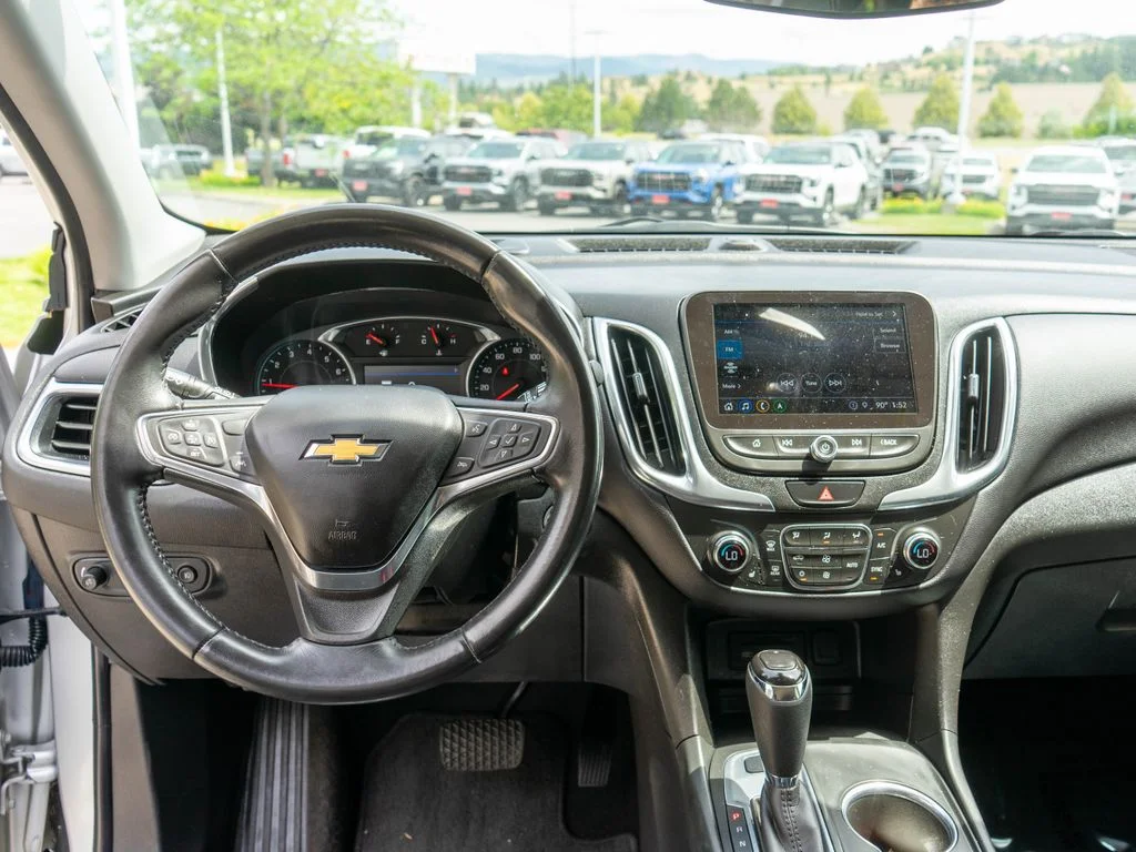 Used 2021 Silver Chevrolet LT image 13