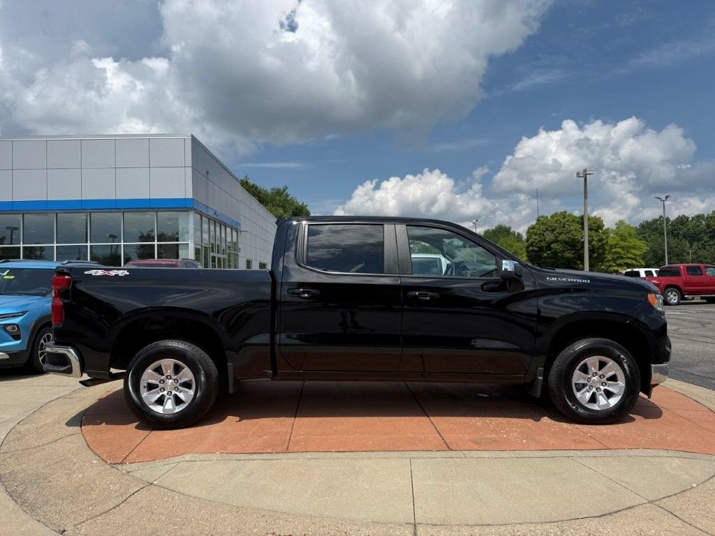Used 2026 Black Chevrolet LT image 8