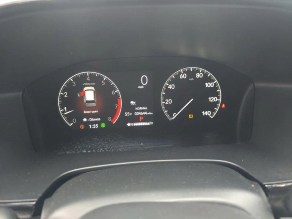 Used 2025  Honda LX image 11