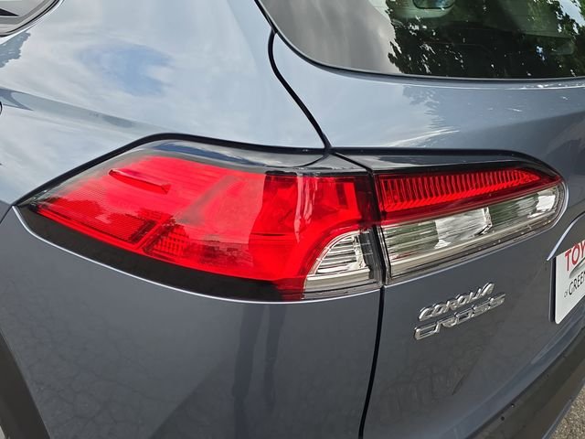 Used 2023  Toyota L image 32