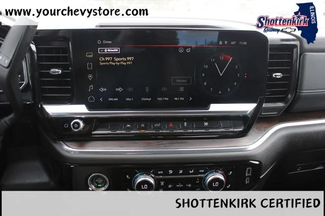 Used 2024 Blue GMC SLT image 32