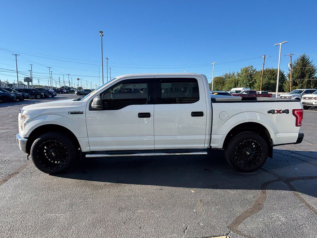 Used 2017 Oxford White Ford XLT image 8