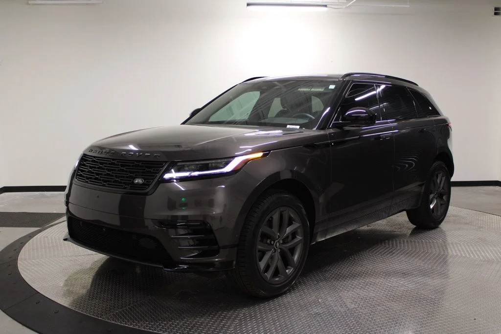 2026 Land Rover Range Rover Velar P250 Dynamic SE's photo