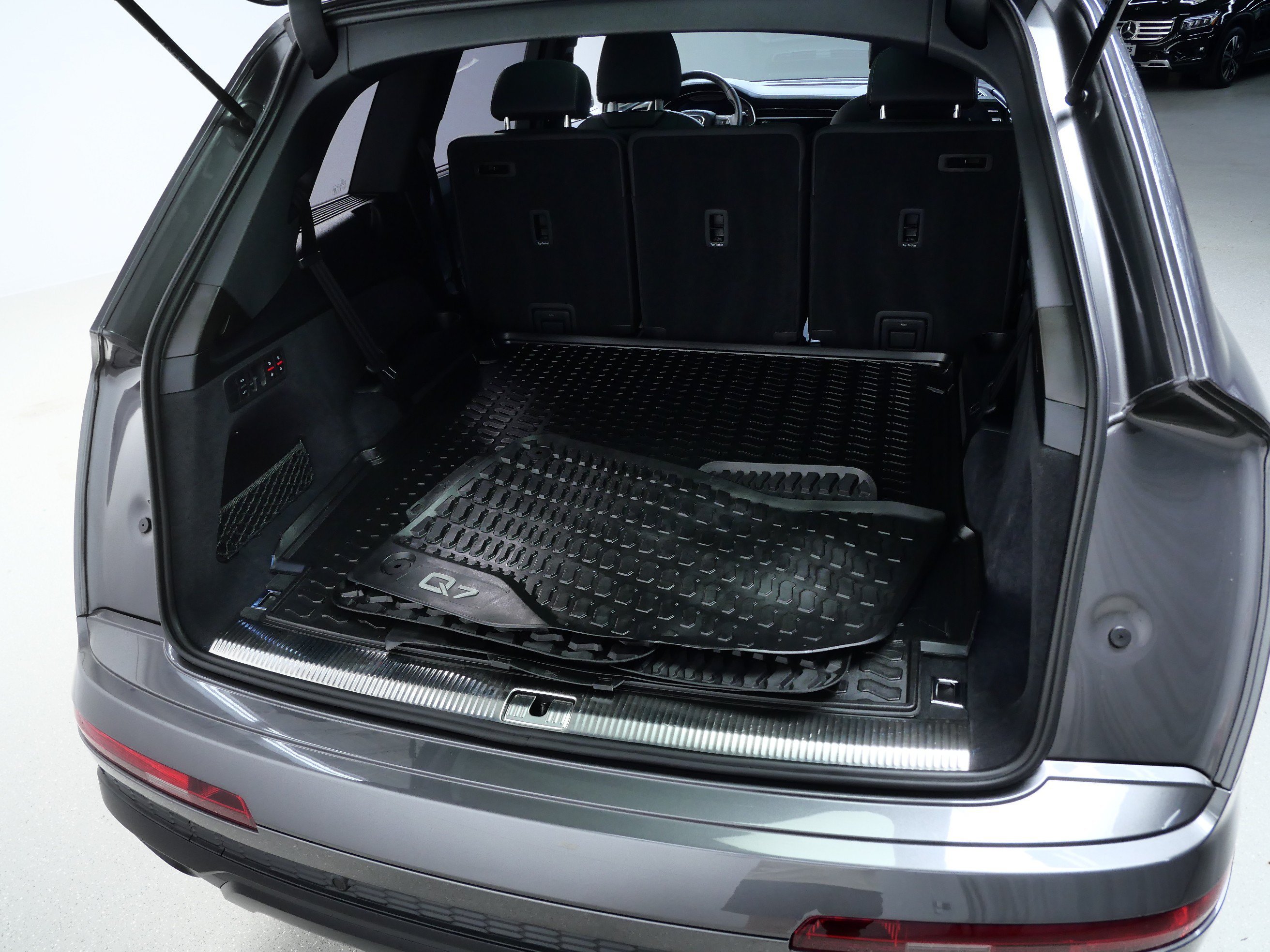 Used 2026 Samurai Gray Metallic Audi Premium Plus image 7