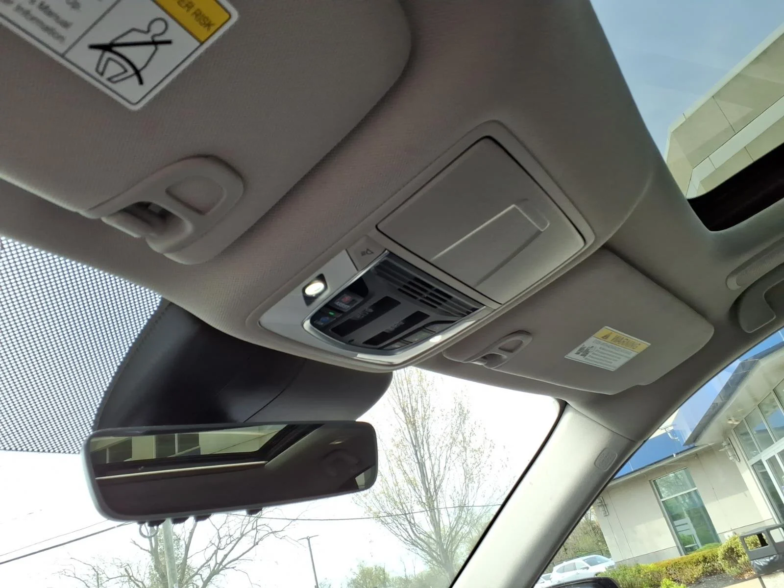 Used 2023 Liquid Carbon Metallic Acura SH-AWD TECH image 20