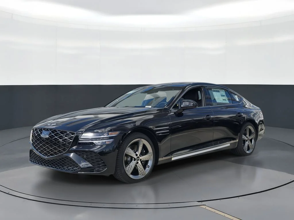 Used 2025 Black Genesis 2.5T image 1